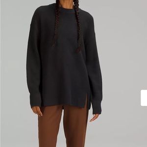 Lululemon Merino Wool Blend Crew Neck sweater